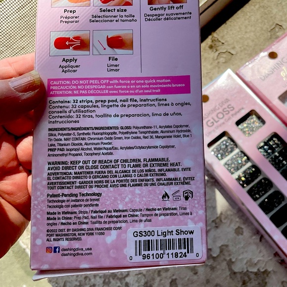 NWOT DASHING DIVA GLOSS ULTRA SHINE GEL PALETTE - Picture 2 of 4